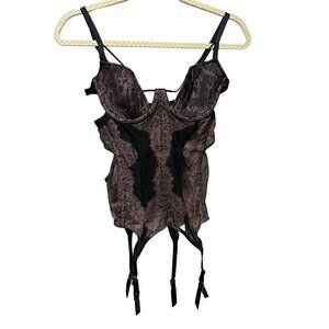 Victoria's Secret Lace Corset lingerie size 36C NWT